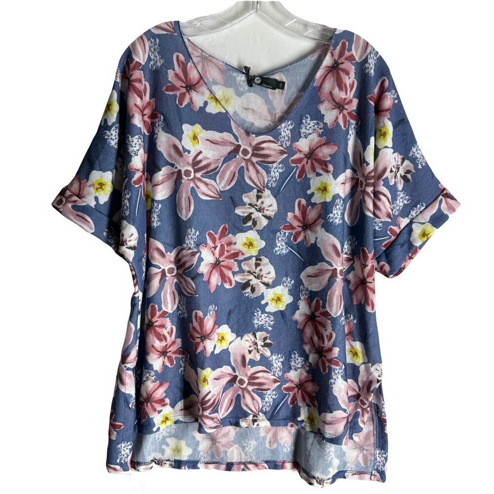 NWT M Made in Italy Women's Short Sleeve Knit Top Floral Print Size M